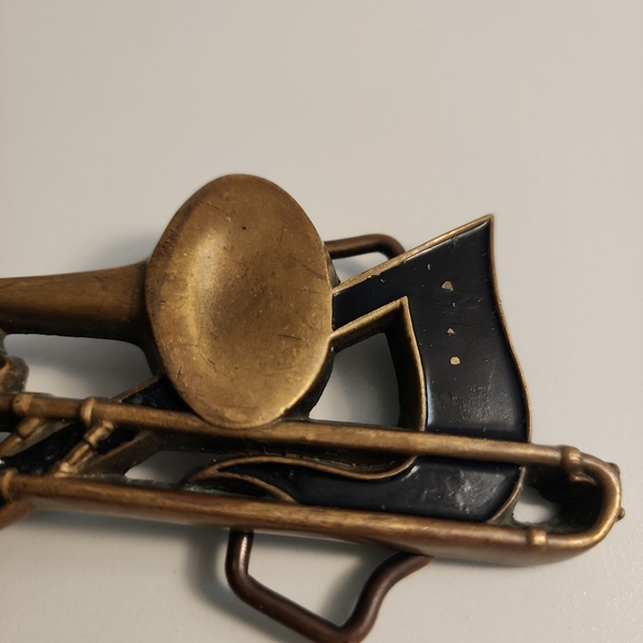 VINTAGE 1982 TROMBONE & MUSICAL NOTE BELT BUCKLE BY BARON BUCKLES, SOLID BRASS - Picture 3 of 7